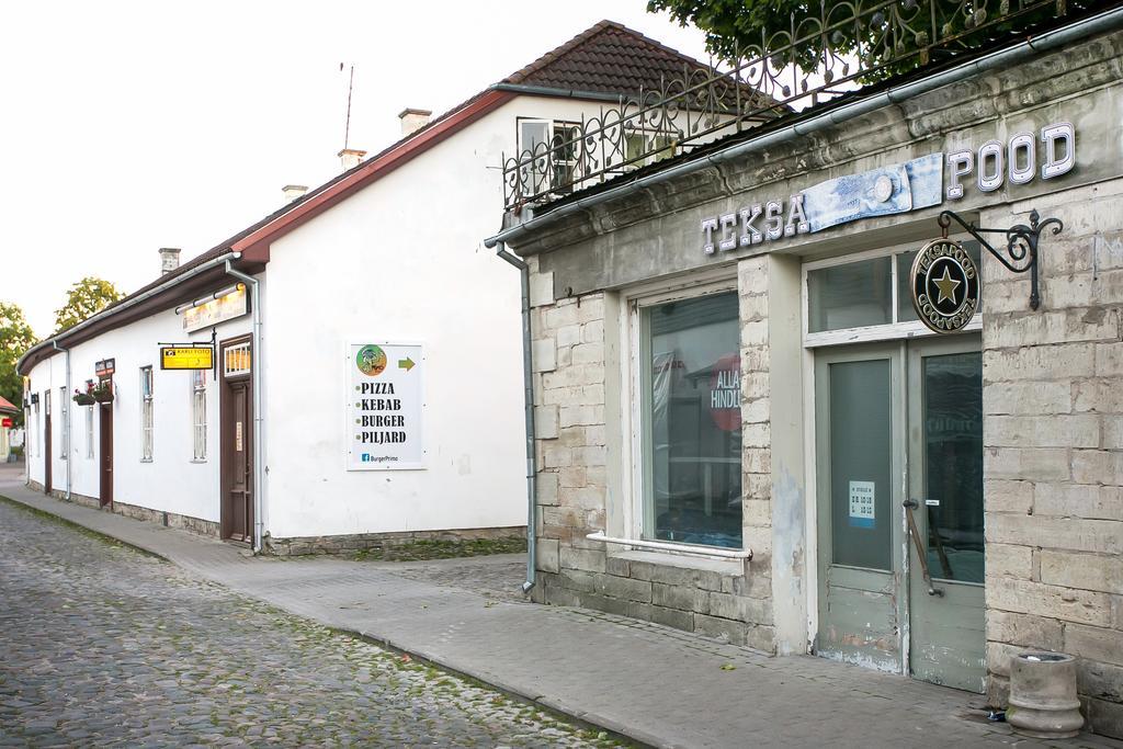 Guesthouse Laurits Kuressaare Exterior photo